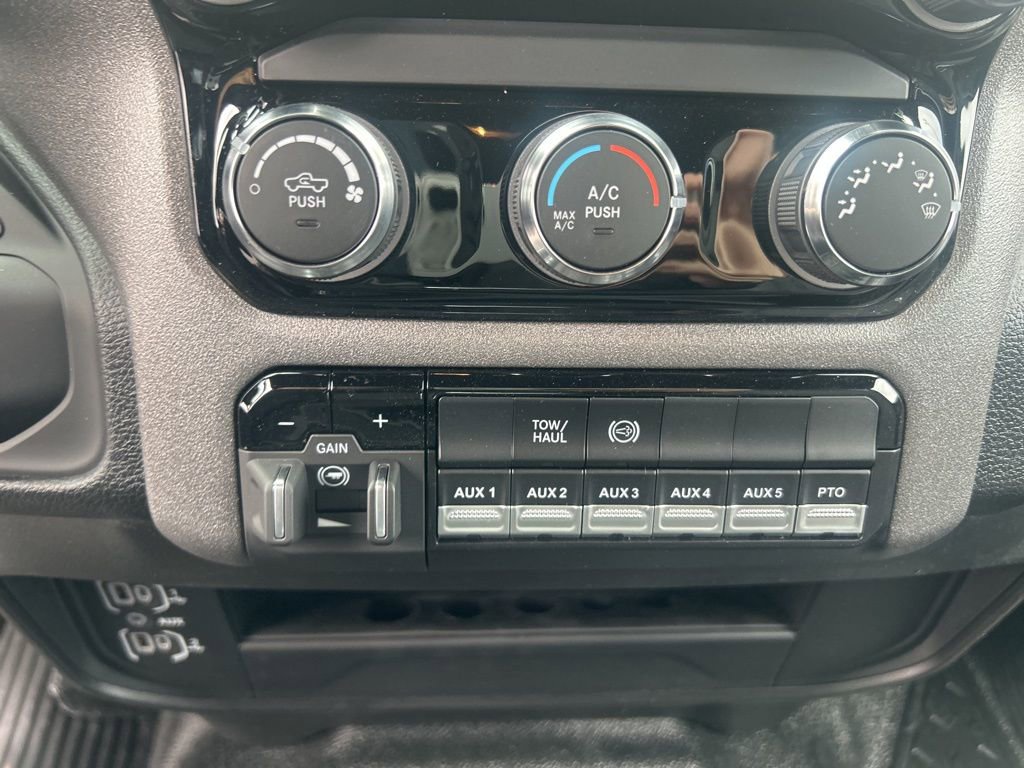 New 2026 RAM 5500 Tradesman w/ Chrome Appearance Group image 23