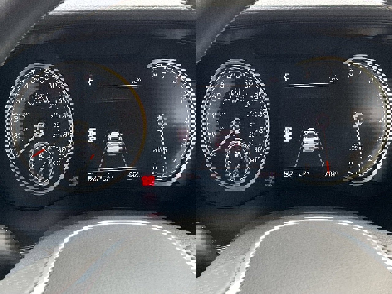 Used 2025 Genesis G70 2.5T image 21