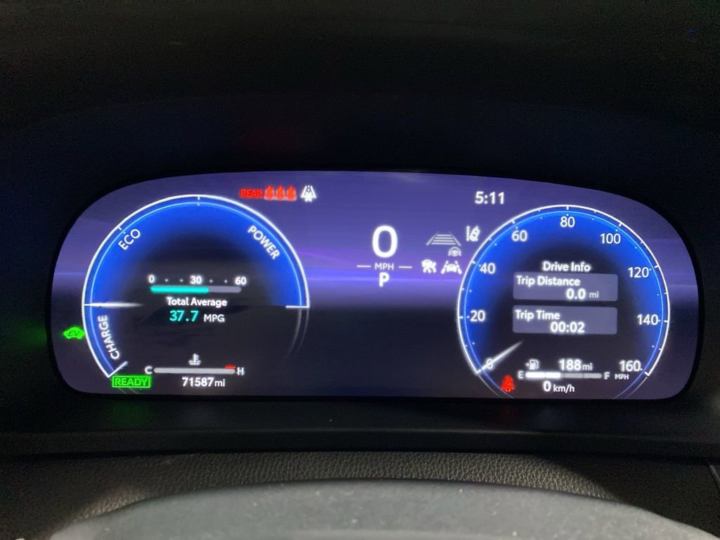 Used 2023 Toyota Crown XLE image 30