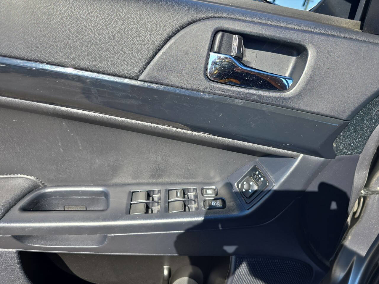 Used 2016 Mitsubishi Lancer ES image 35