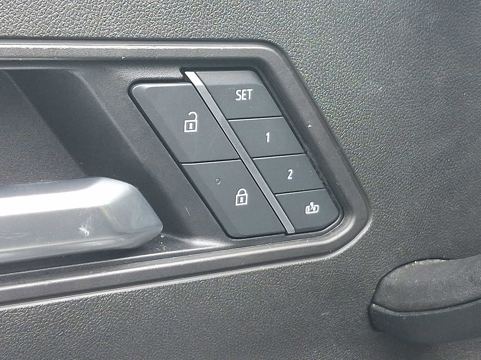 Used 2025 GMC Hummer EV 3X image 31