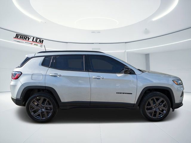 New 2026 Jeep Compass Latitude w/ Sun and Sound Group image 2