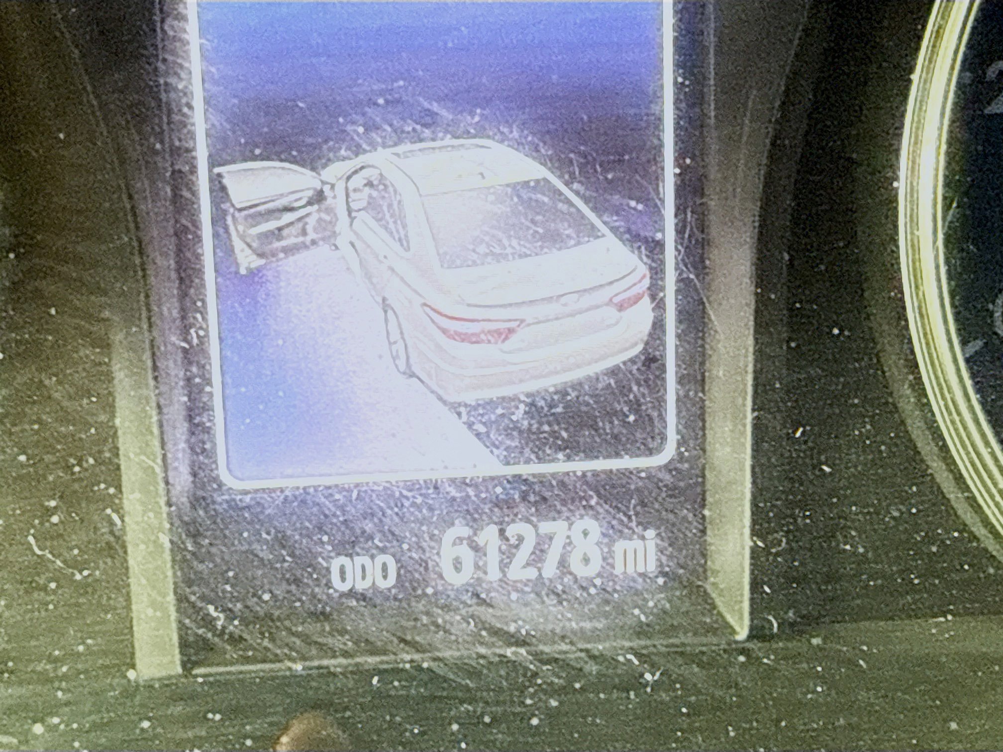 Used 2016 Toyota Camry LE image 16