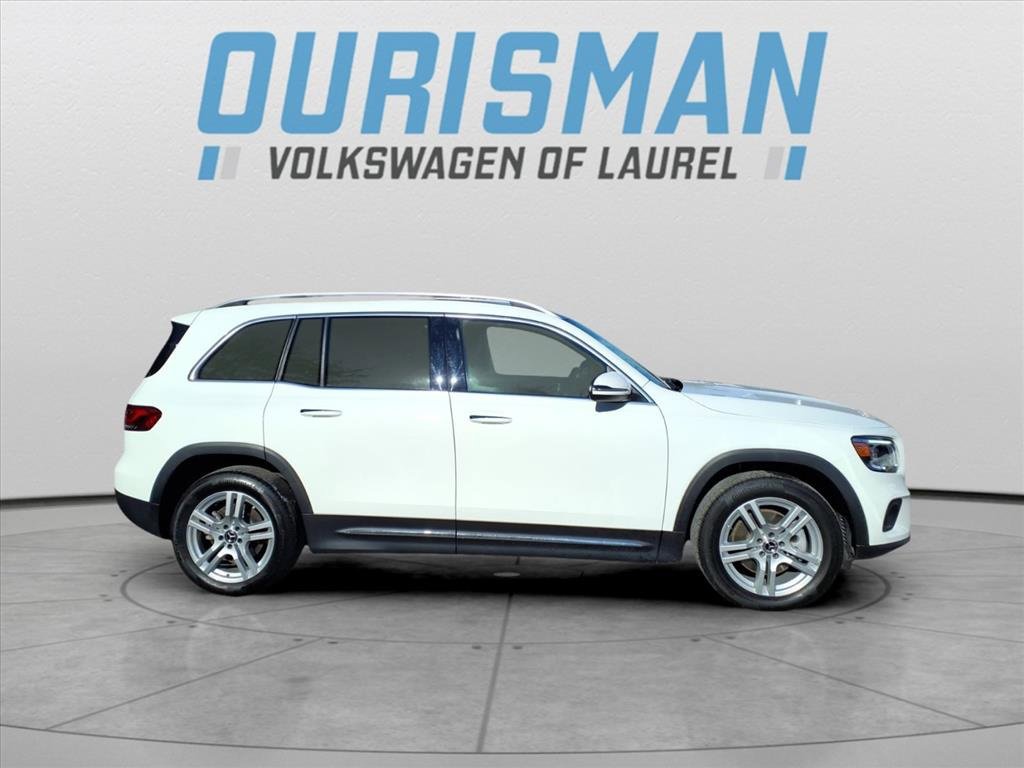 Used 2023 Mercedes-Benz GLB 250 image 2