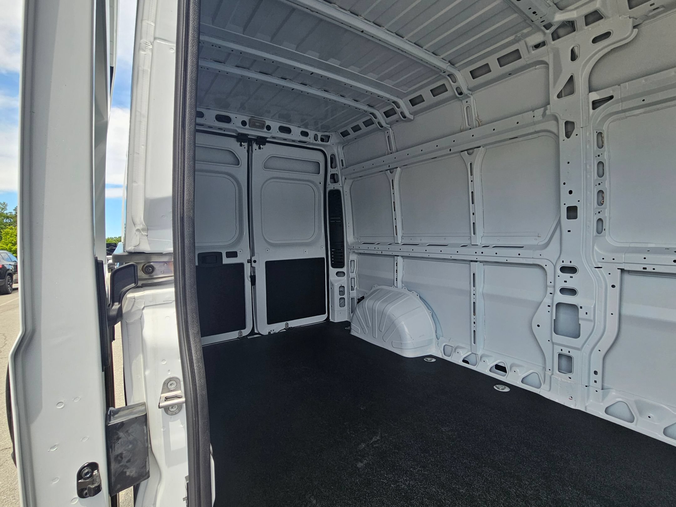 New 2026 RAM ProMaster 2500 FWD image 21