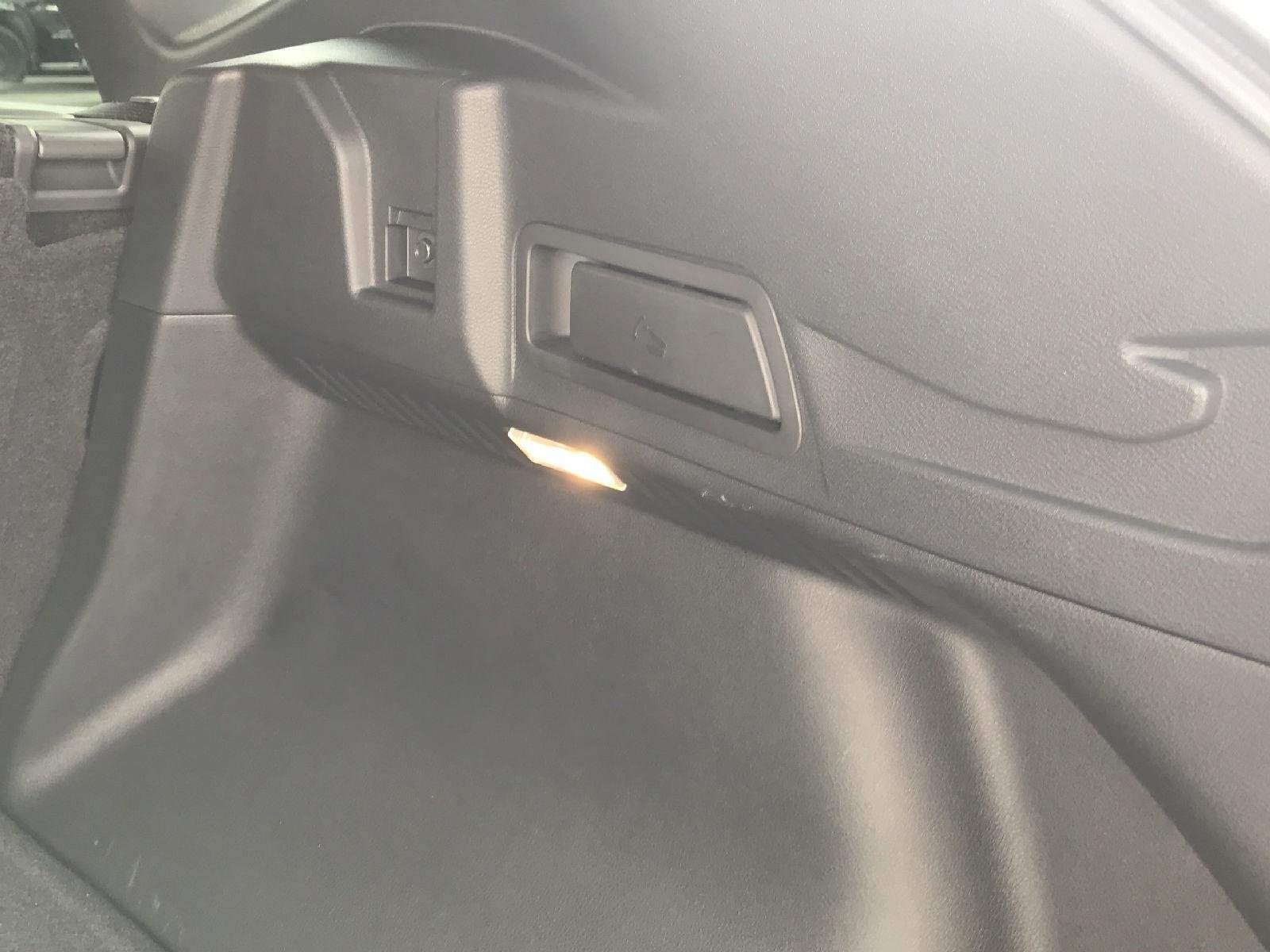 Used 2025 Nissan Murano SV AWD/4WD image 40