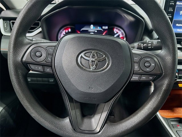 Used 2019 Toyota RAV4 Adventure image 18