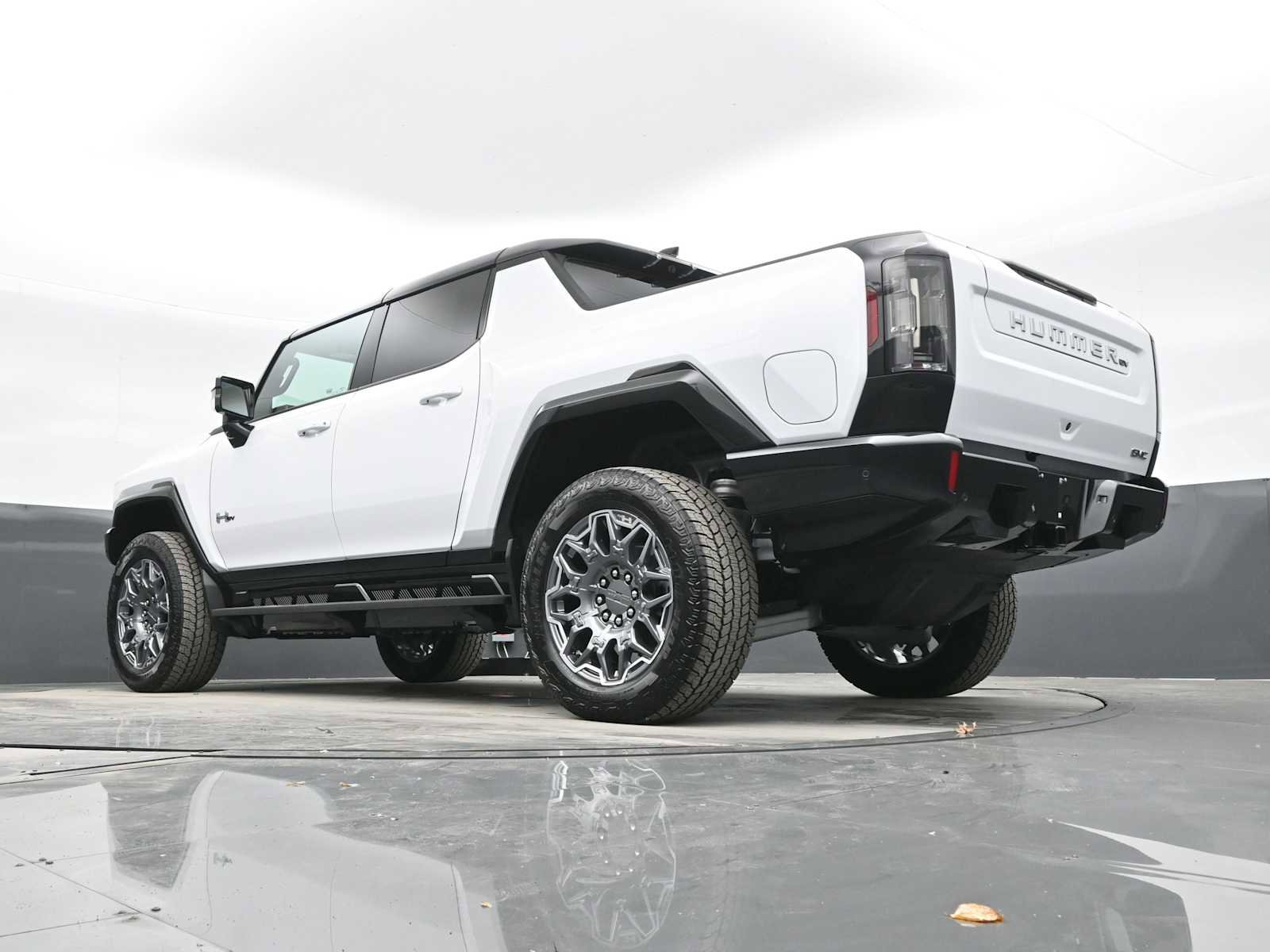 New 2025 GMC Hummer EV 3X AWD/4WD image 28
