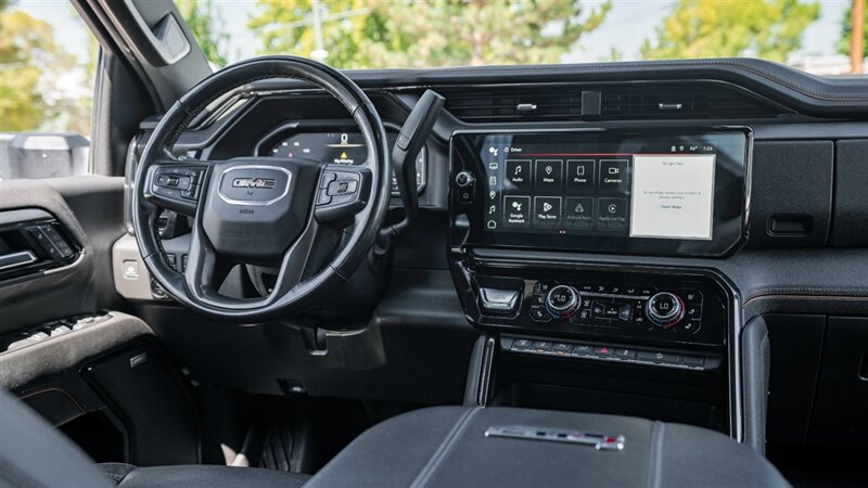 Used 2024 GMC Sierra 2500 AT4 AWD/4WD image 19