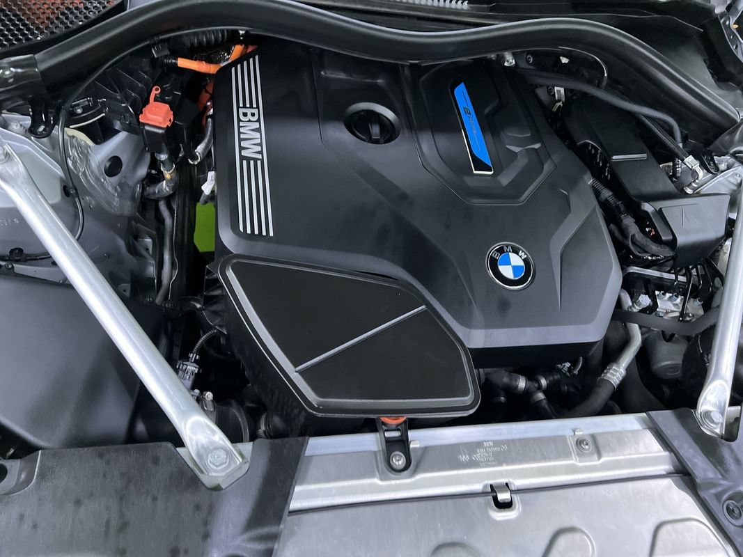 Used 2020 BMW X3 xDrive30e w/ Premium Package AWD/4WD image 32