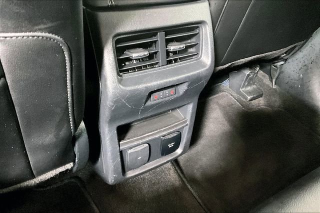 Used 2020 Ford Edge Titanium w/ Equipment Group 301A image 12