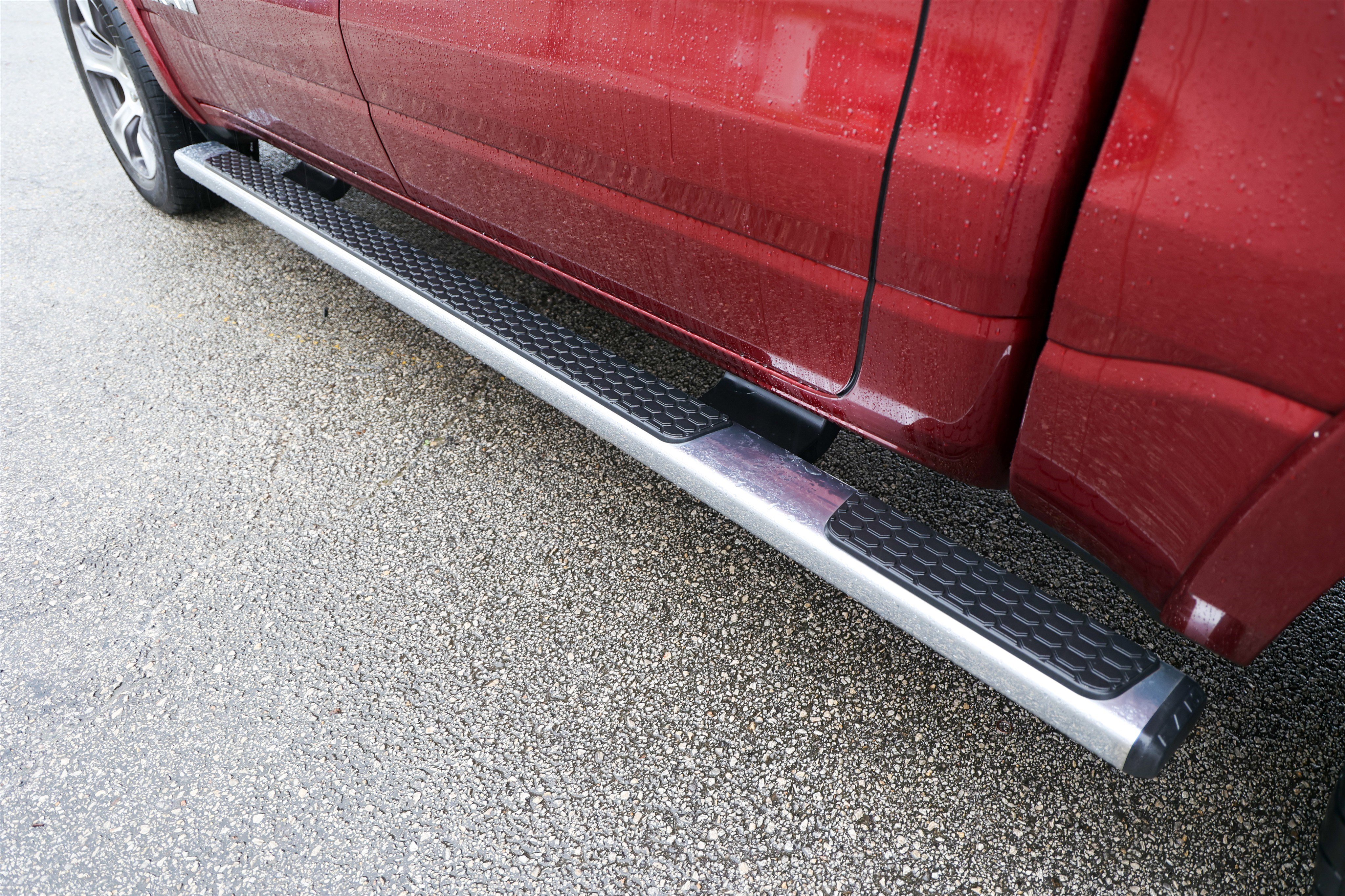 Used 2019 RAM 1500 Laramie AWD/4WD image 12