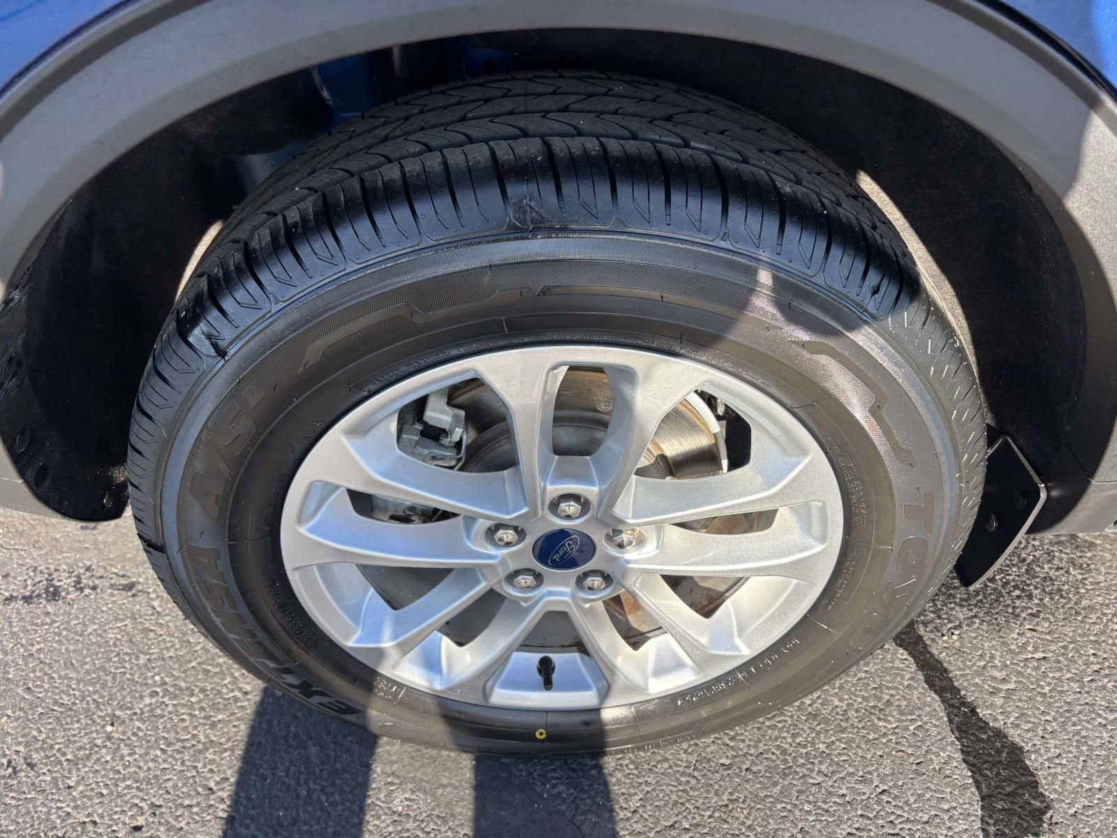 Certified 2022 Ford Escape SE image 12