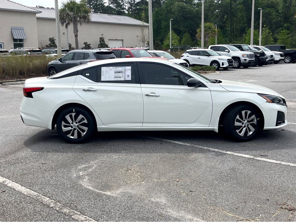 Used 2024 Nissan Altima 2.5 S image 33