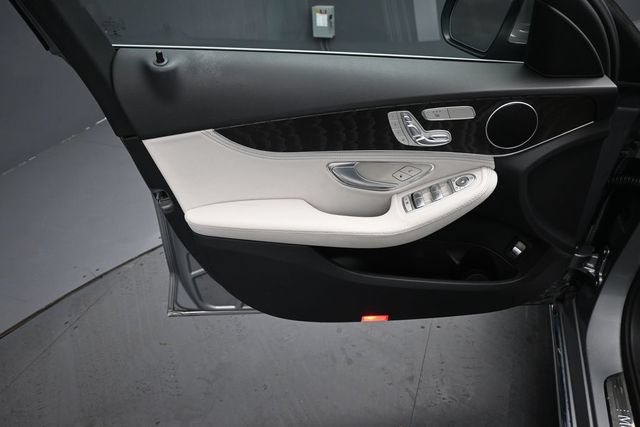 Used 2016 Mercedes-Benz C 300 4MATIC Sedan image 19
