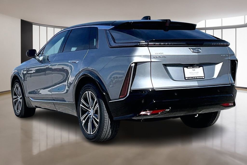 New 2026 Cadillac Lyriq Luxury AWD/4WD image 3
