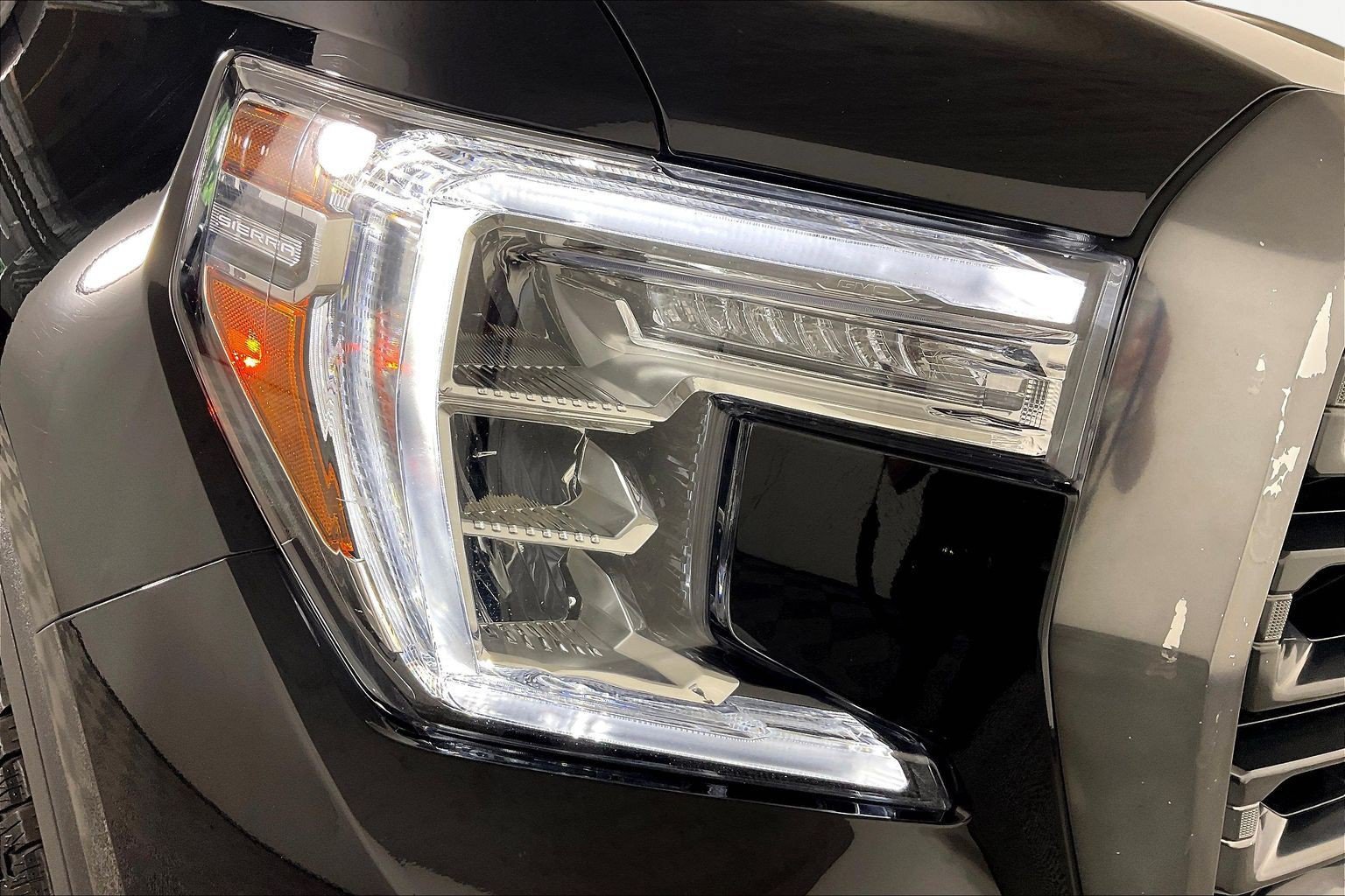 Used 2021 GMC Sierra 1500 AT4 w/ AT4 Premium Package AWD/4WD image 30