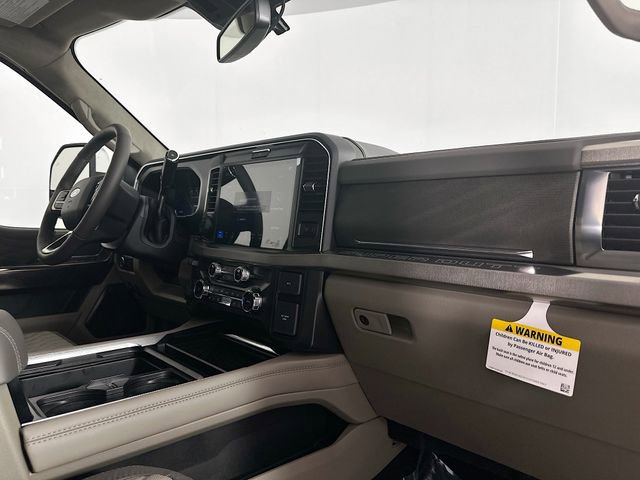 New 2026 Ford F450 Platinum w/ Platinum Plus Package image 29