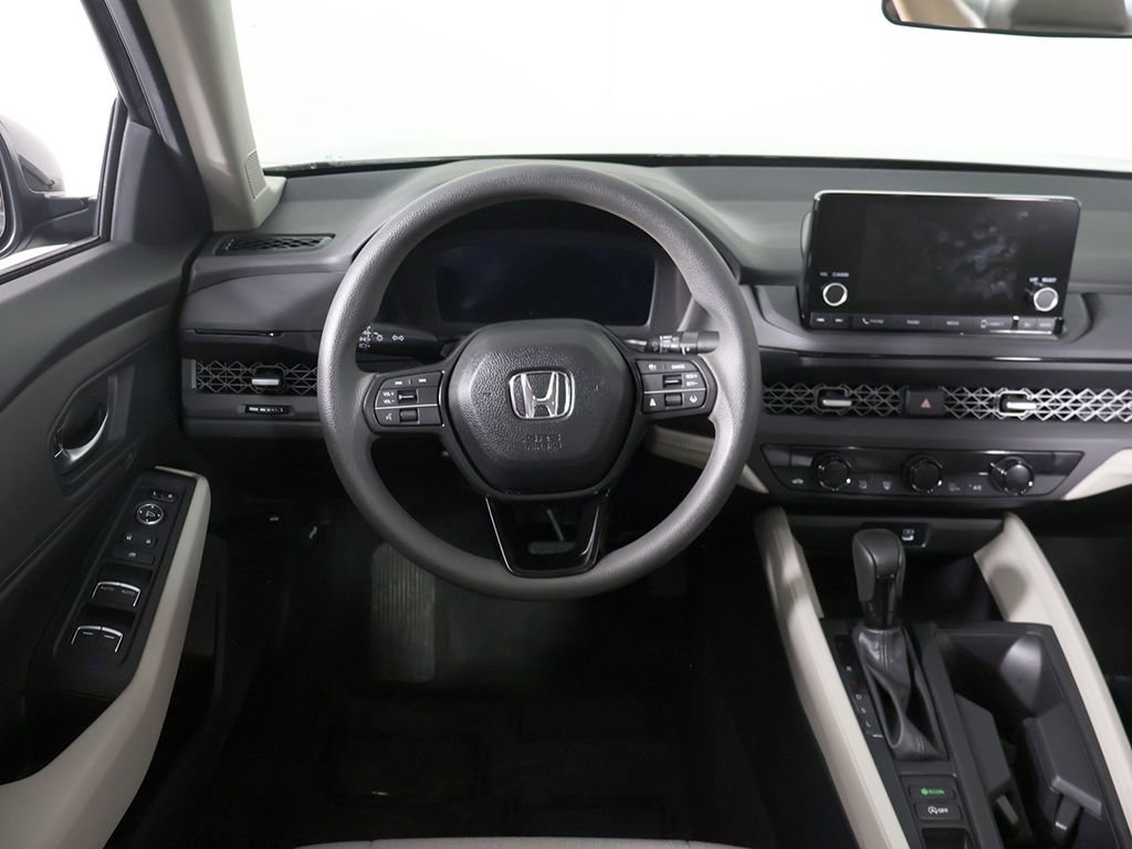 Certified 2025 Honda Accord SE image 35