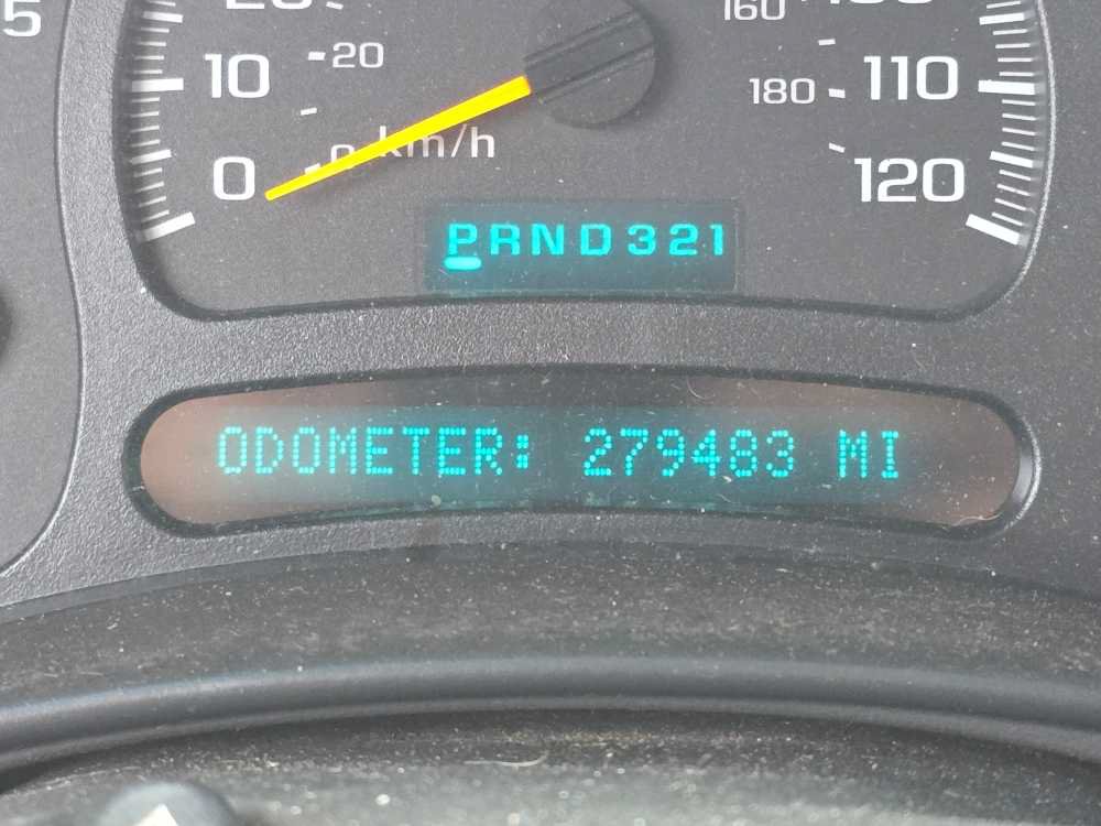 Used 2003 Chevrolet Silverado 2500 LS AWD/4WD image 14