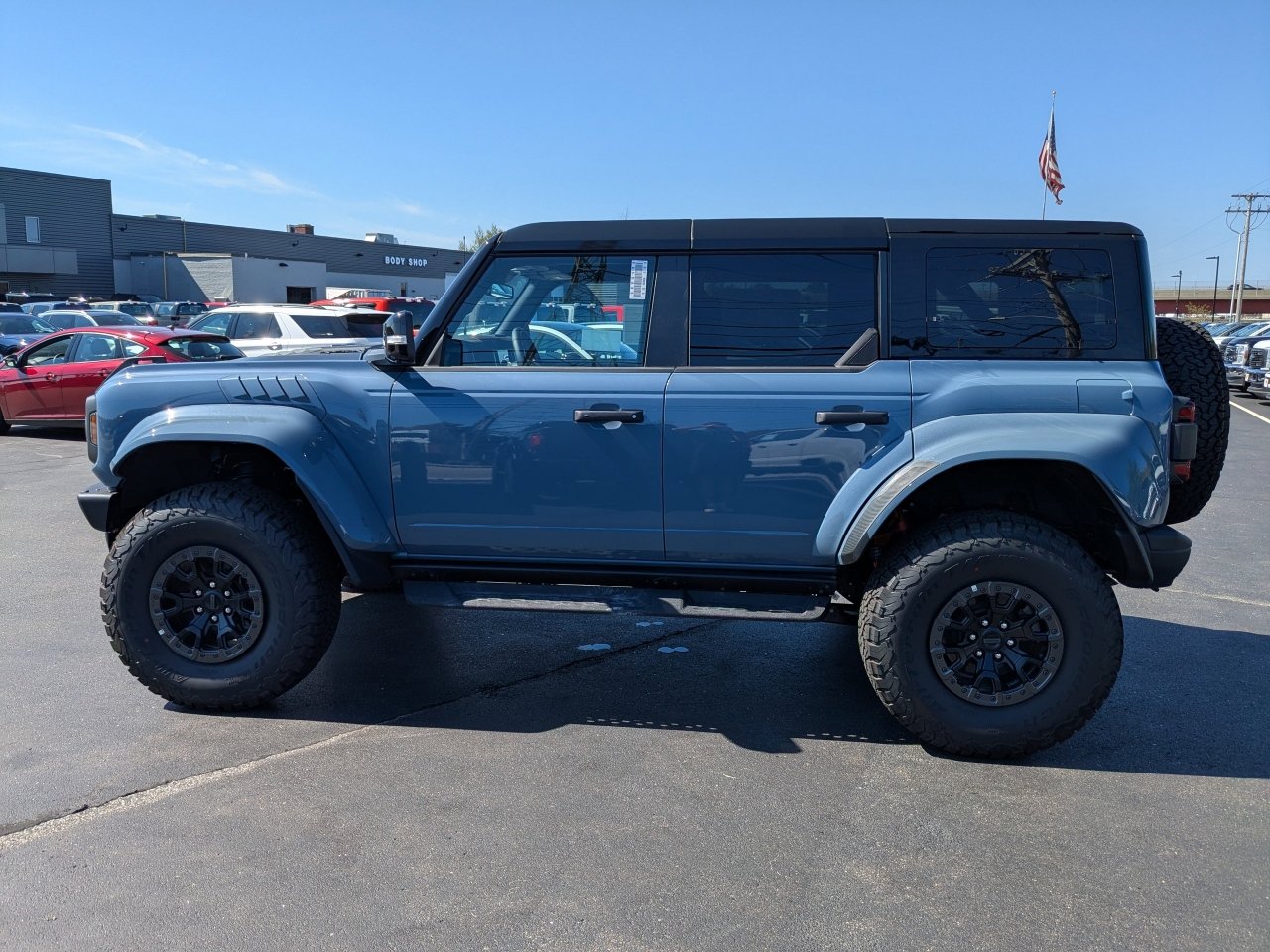New 2025 Ford Bronco Raptor image 7