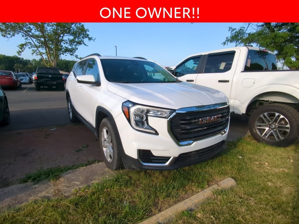 Used 2022 GMC Terrain SLE w/ Driver Convenience Package AWD/4WD image 3