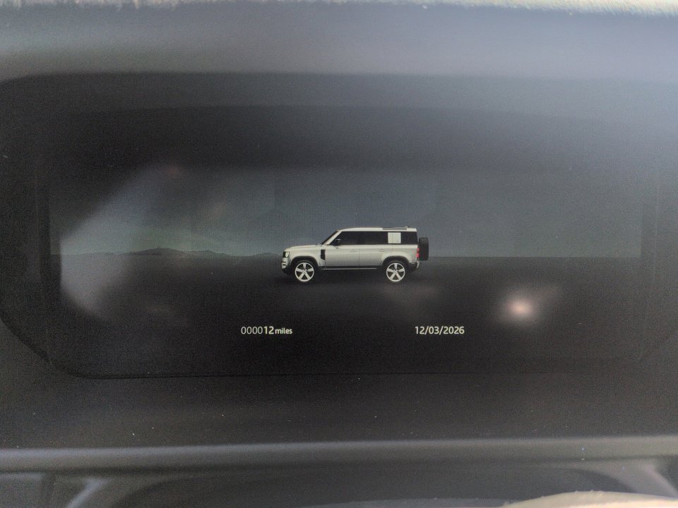 New 2026 Land Rover Defender 110 X-Dynamic SE AWD/4WD image 11