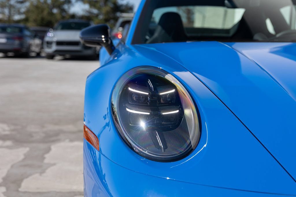 Certified 2025 Porsche 911 Carrera 4 GTS AWD/4WD image 25