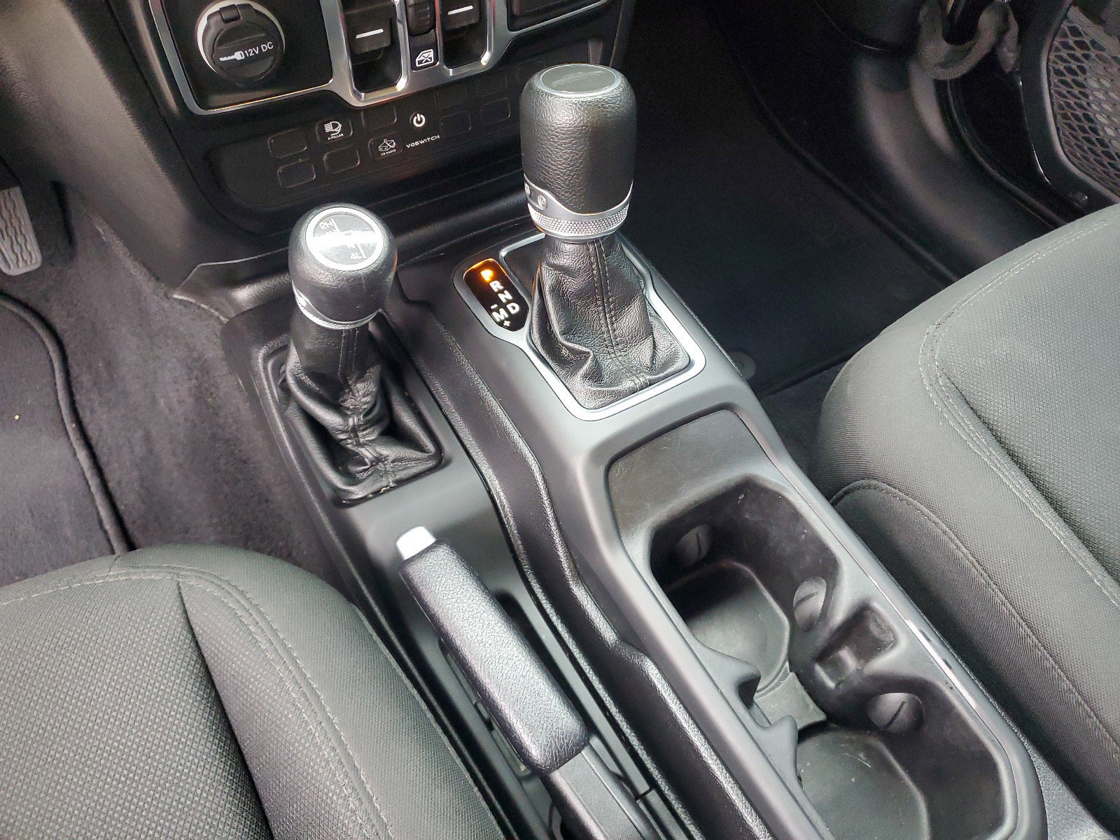 Used 2021 Jeep Gladiator Willys image 22