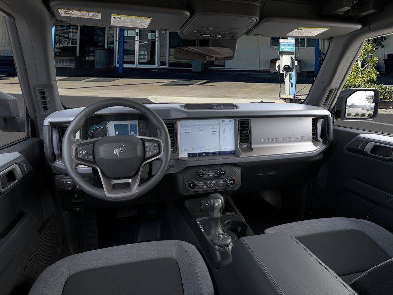 New 2025 Ford Bronco 4-Door AWD/4WD image 9
