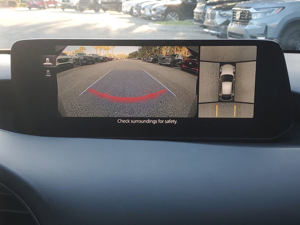 Certified 2025 MAZDA MAZDA3 Hatchback w/ Appearance Package image 31