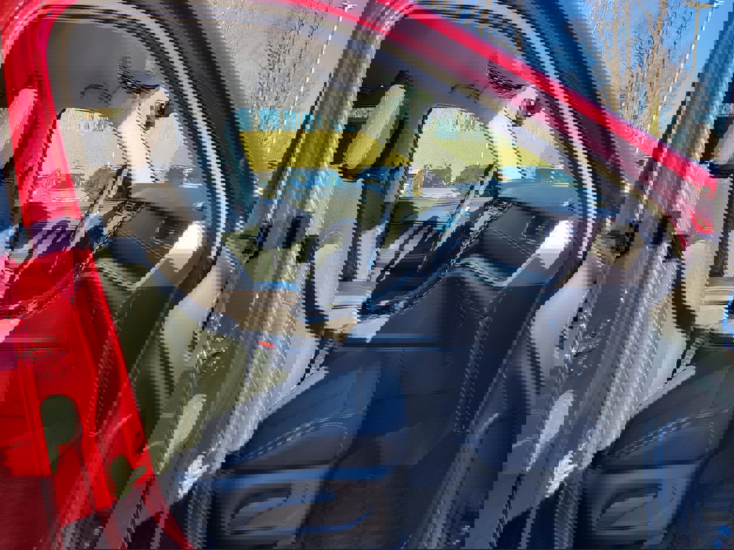 Used 2023 Jeep Grand Cherokee Laredo w/ Luxury Tech Group I image 27