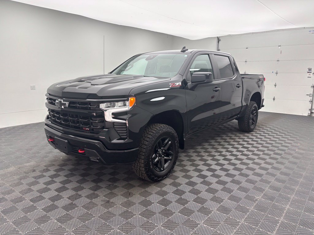 Used 2024 Chevrolet Silverado 1500 LT Trail Boss AWD/4WD image 13