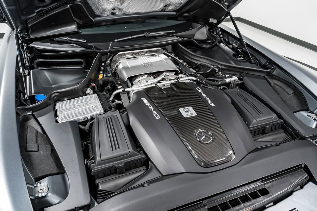 Used 2018 Mercedes-Benz AMG GT R image 38