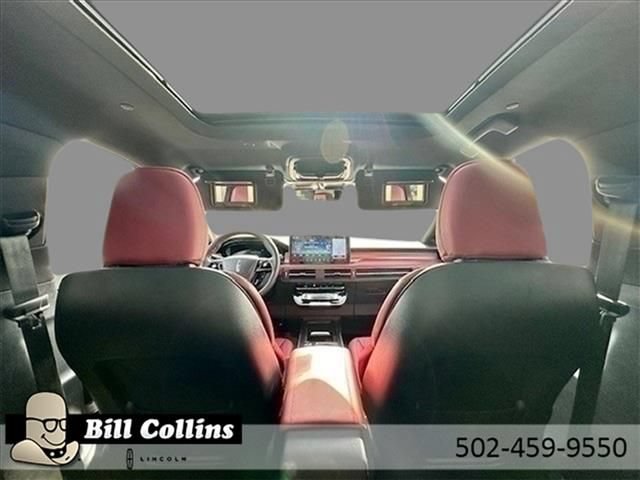 New 2025 Lincoln Corsair Grand Touring w/ Equipment Group 301A AWD/4WD image 24
