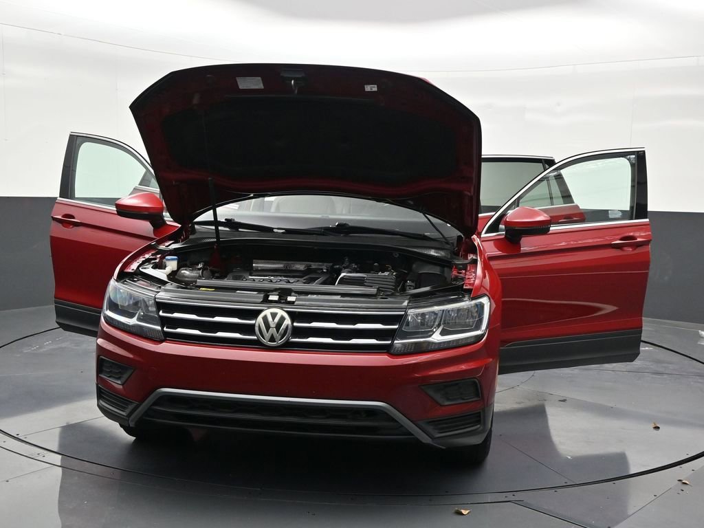 Used 2019 Volkswagen Tiguan SE w/ Panoramic Sunroof Package FWD image 33