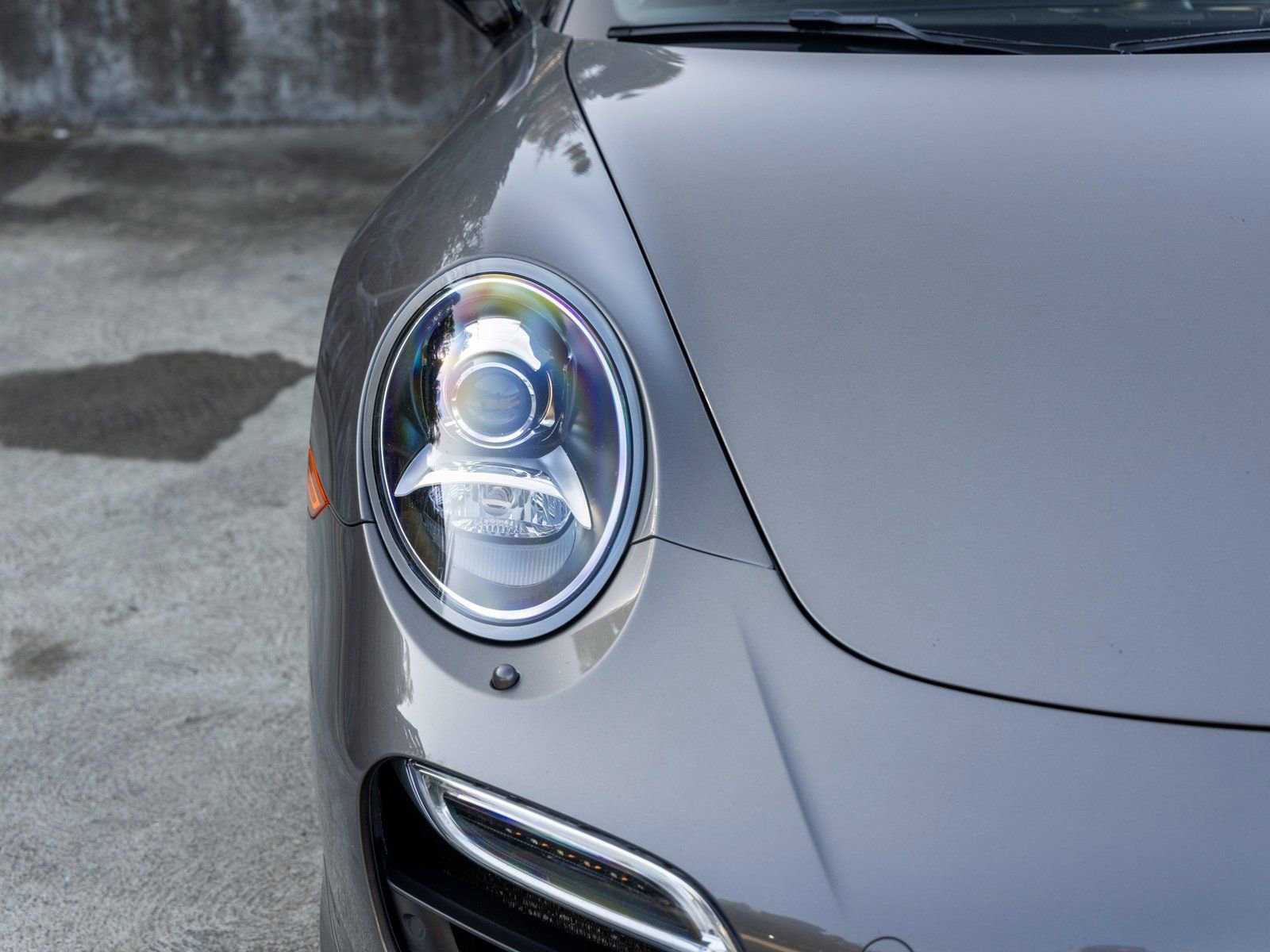 Certified 2016 Porsche 911 Turbo image 14