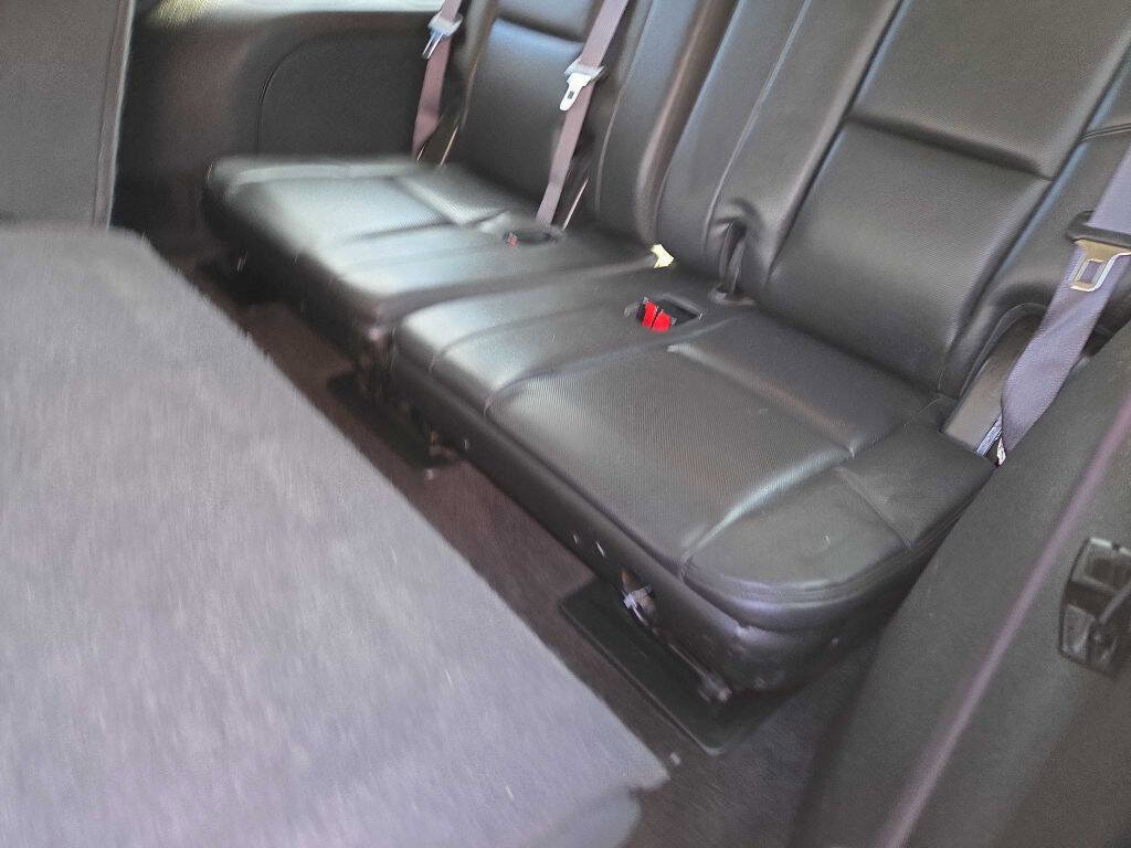 Used 2012 GMC Yukon XL SLT w/ SLT-2 Equipment Package image 24