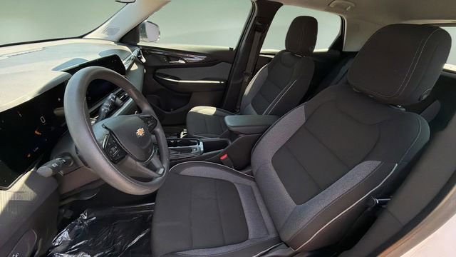 Used 2024 Chevrolet TrailBlazer LS FWD image 18