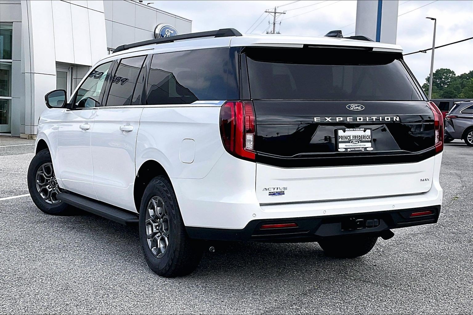 New 2026 Ford Expedition Max Active AWD/4WD image 3