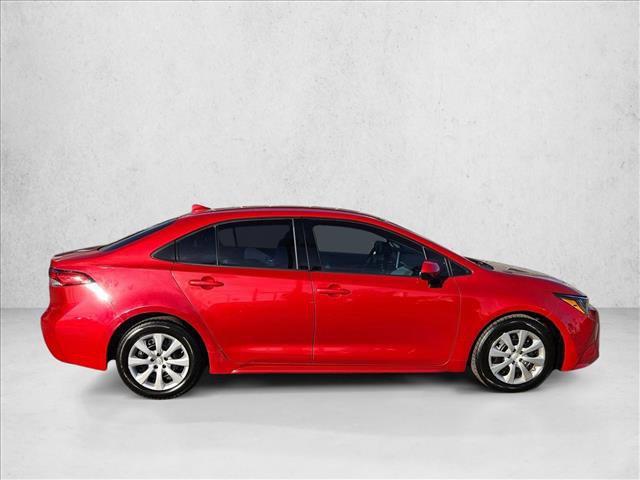 Used 2020 Toyota Corolla LE image 4