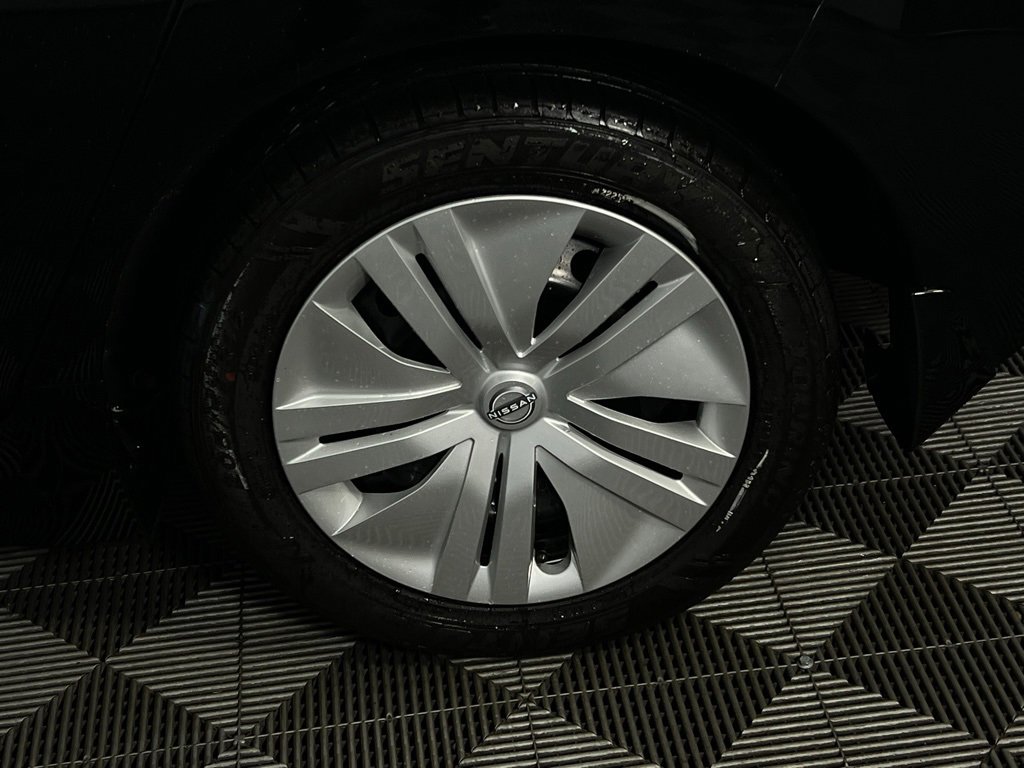 Used 2023 Nissan Leaf S image 15