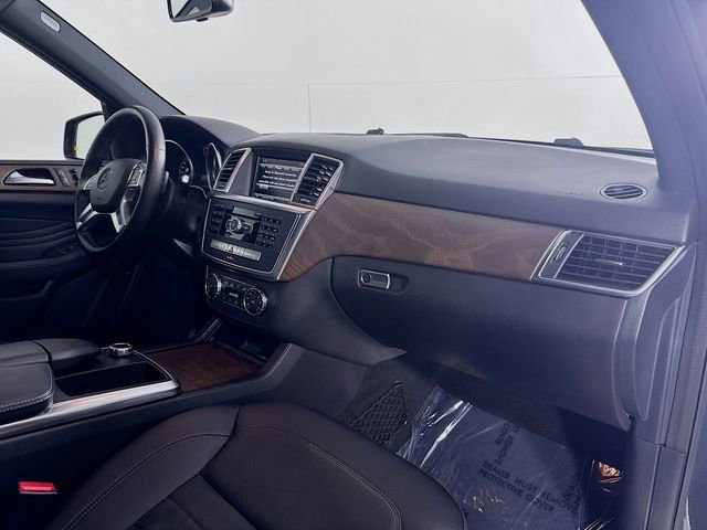 Used 2015 Mercedes-Benz ML 350 4MATIC image 31