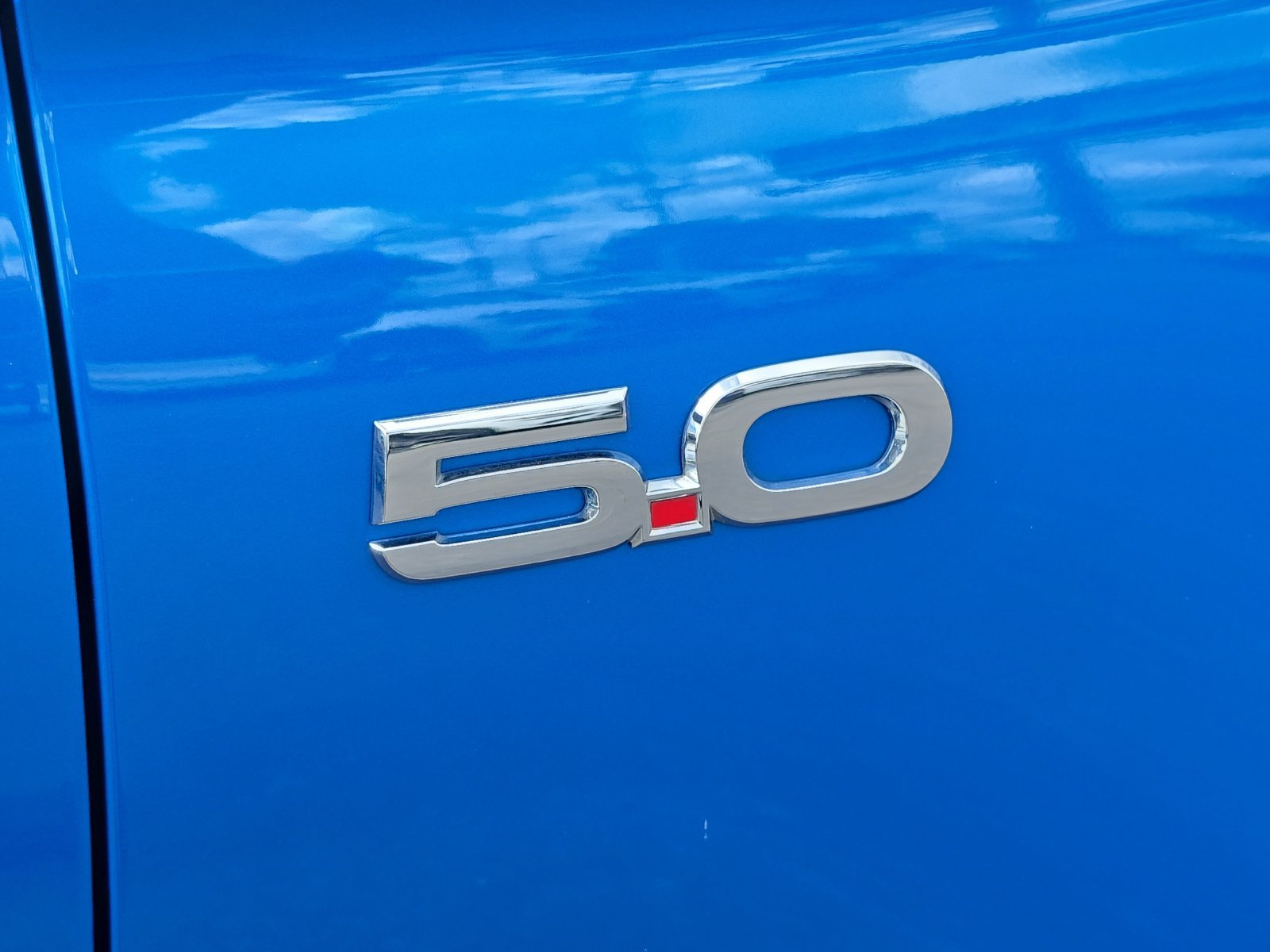 Used 2019 Ford Mustang GT Premium w/ Equipment Group 401A RWD image 7