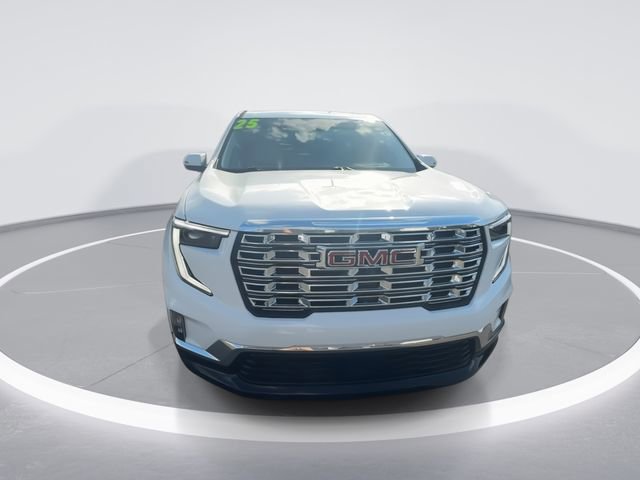 Used 2025 GMC Acadia Denali image 3