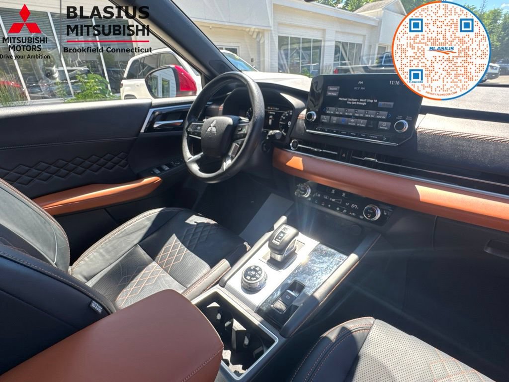 Used 2023 Mitsubishi Outlander SEL AWD/4WD image 40