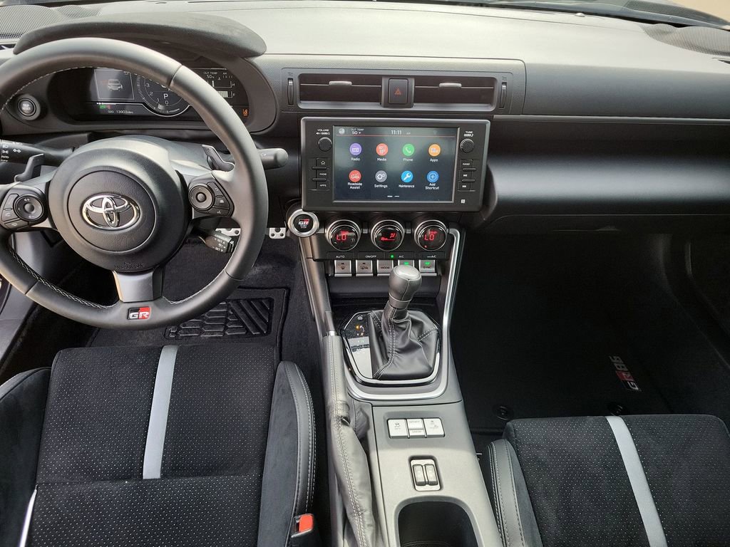 Used 2025 Toyota GR86 Premium image 19