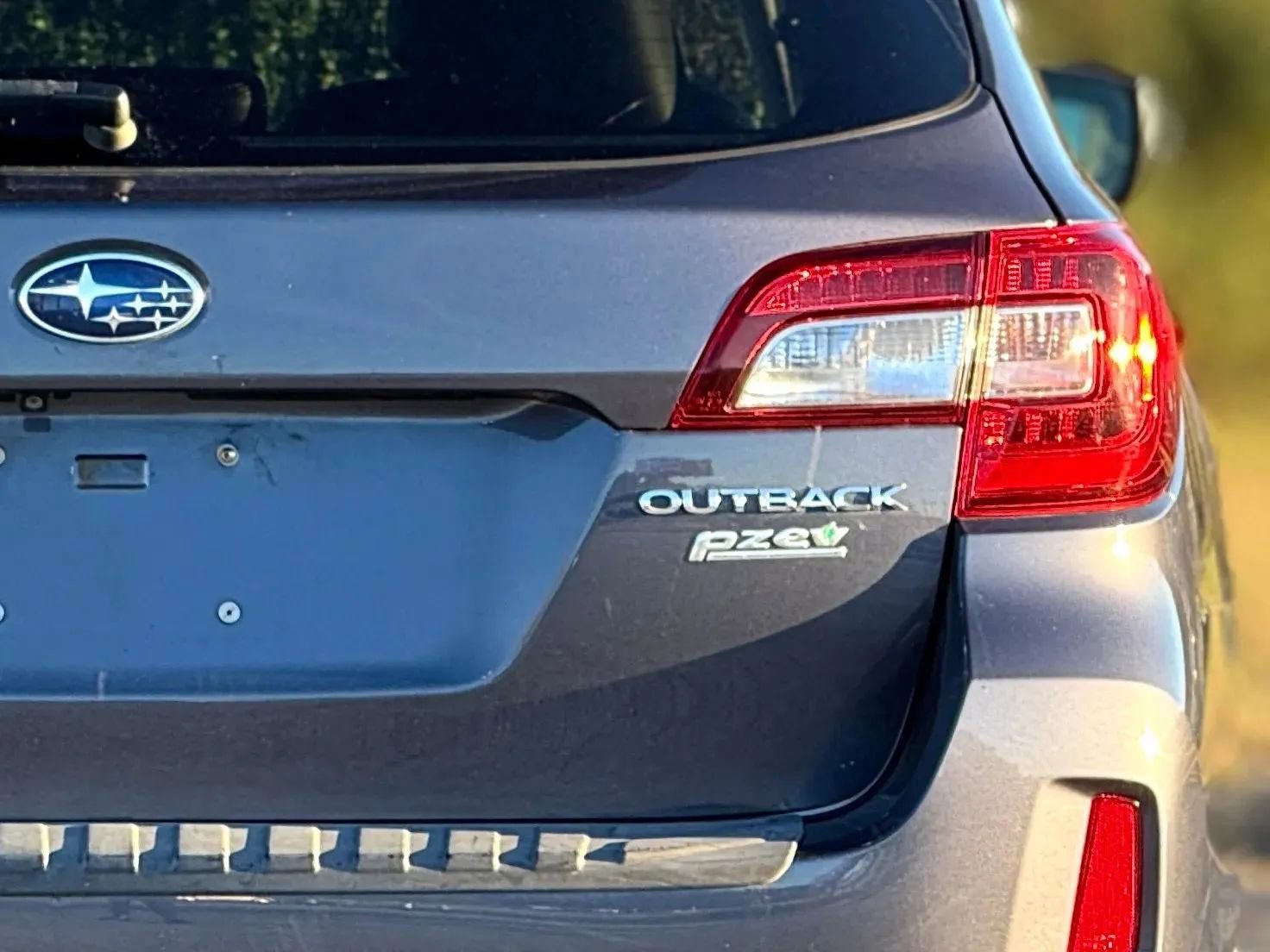 Used 2015 Subaru Outback 2.5i Limited image 14