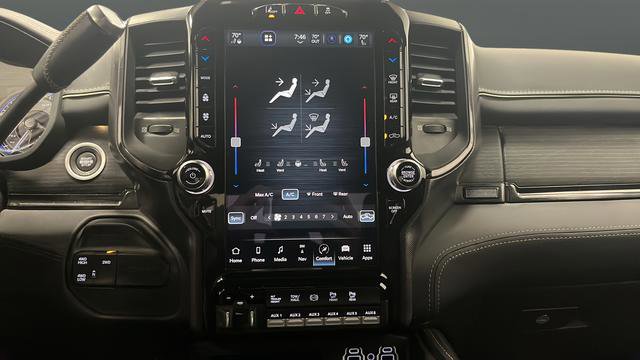 Used 2022 RAM 3500 Limited AWD/4WD image 18