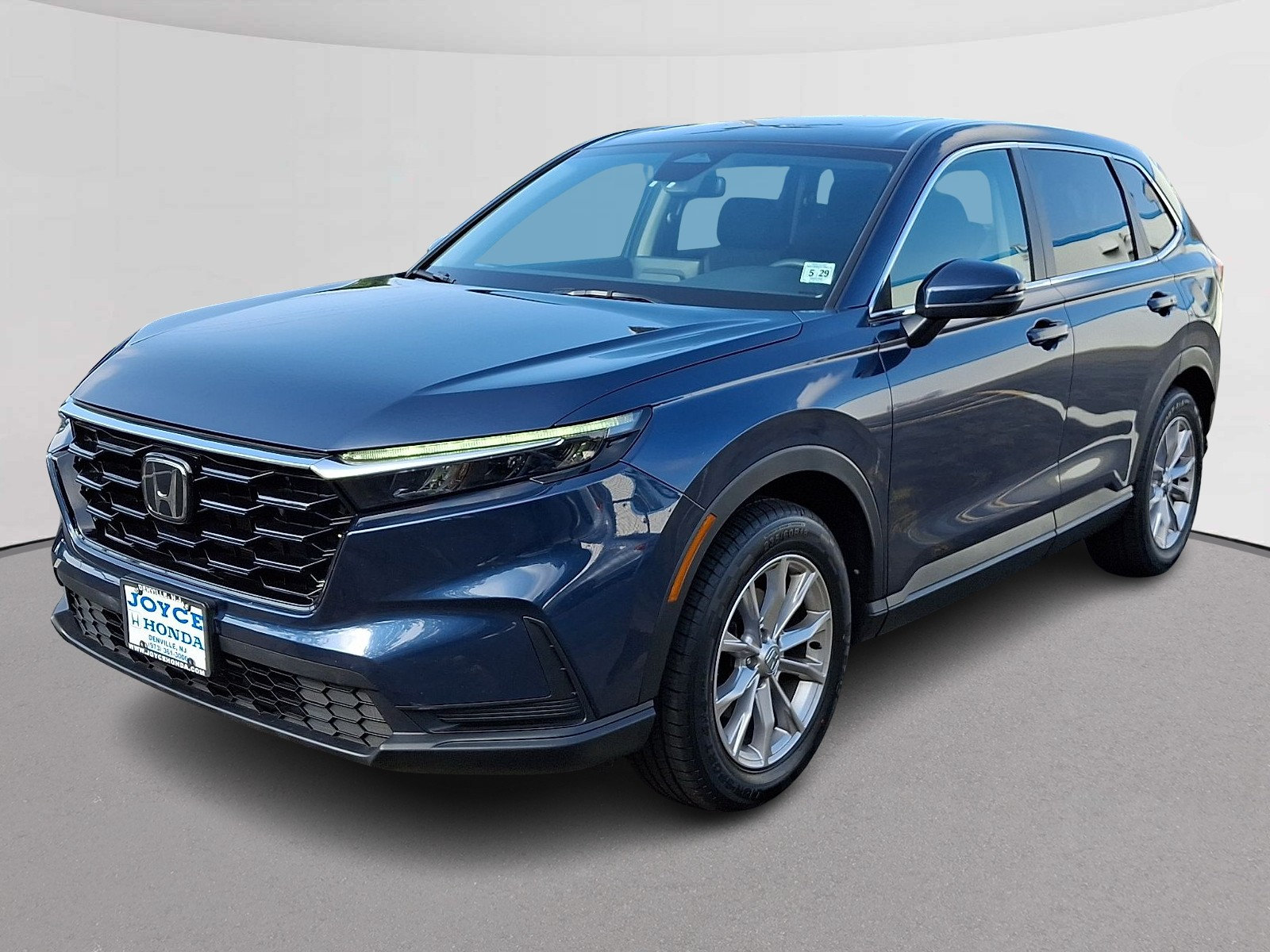 Certified 2024 Honda CR-V EX image 4